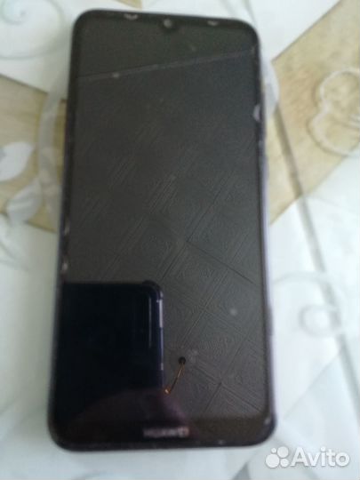 Мобильный телефон Huawei