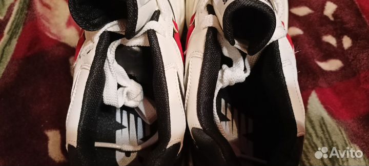 Кроссы мужские New balance 550