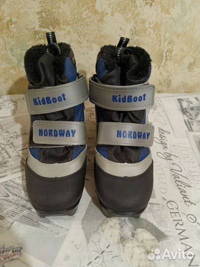 Лыжные ботинки размер 33