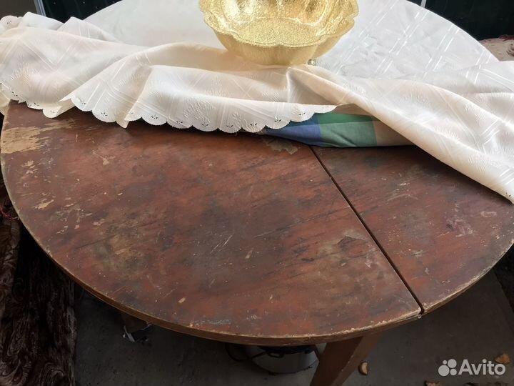 Стол круглый