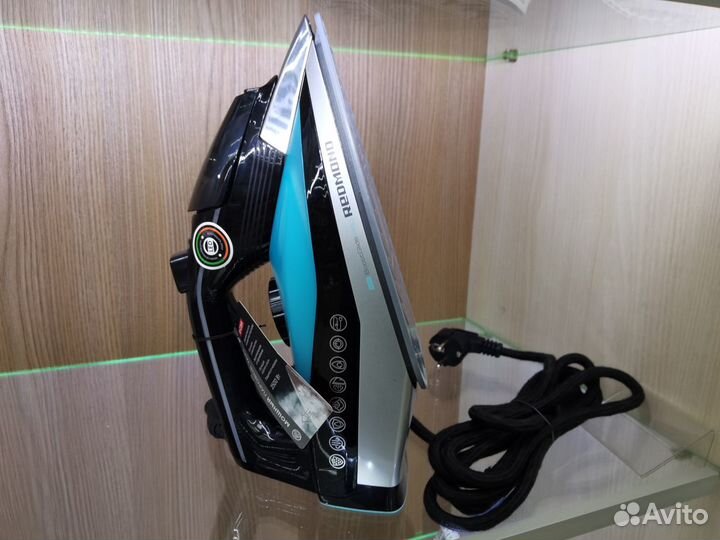 Утюг Redmond RI-C260/269 2500Вт пар. удар190г/мин