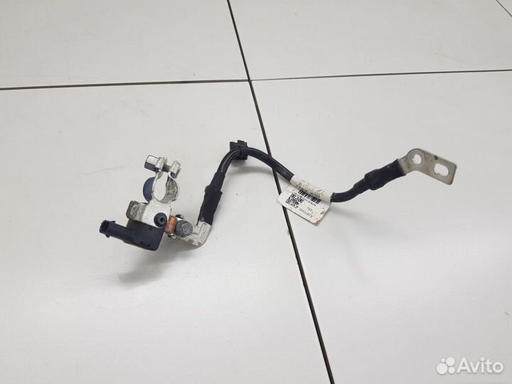 Клемма минус (Geely Coolray)