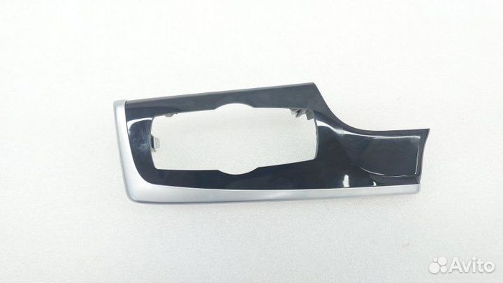 Б/У Накладка торпедо Накладка торпедо