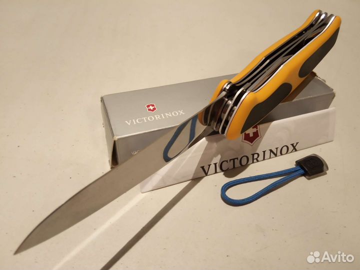 Нож Швейцарский Victorinox Ranger Grip новый