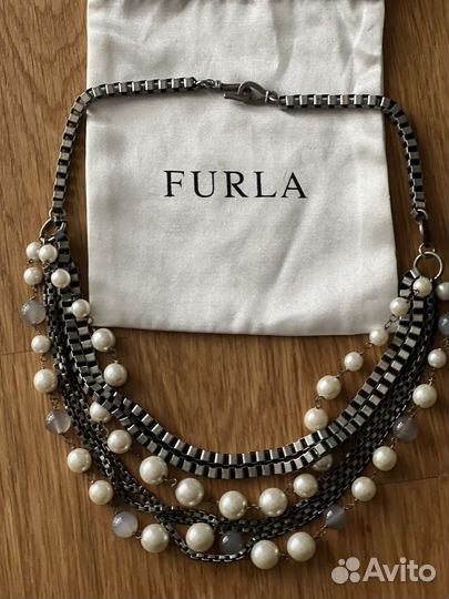 Колье ожерелье