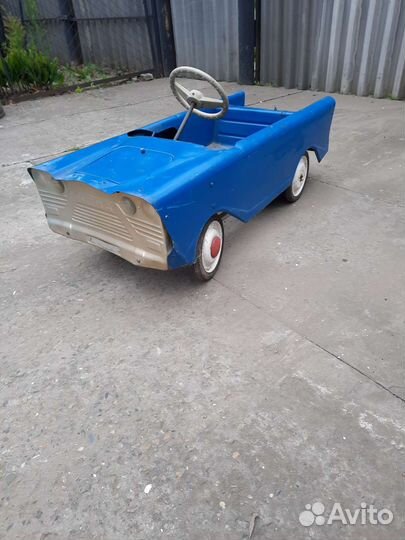 Детская машина на педалях СССР