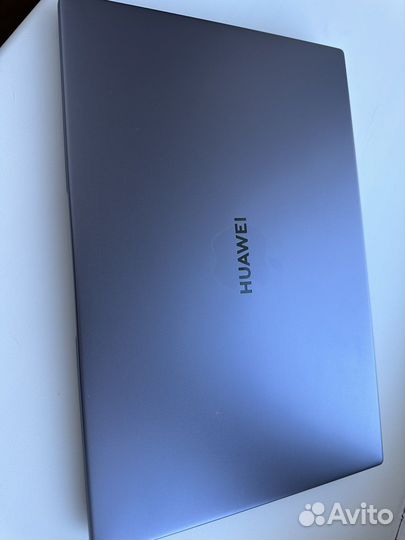 Huawei matebook d14