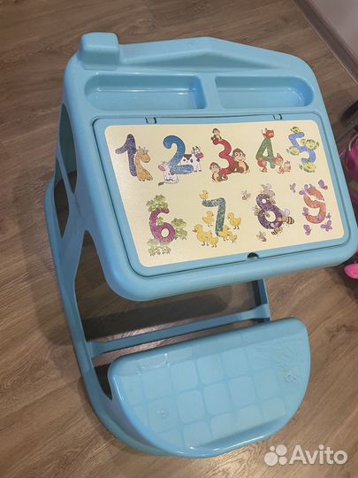 Детский столик