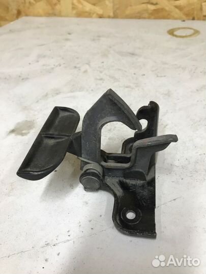 Замок капота Mercedes-Benz M-Класс W164 2007