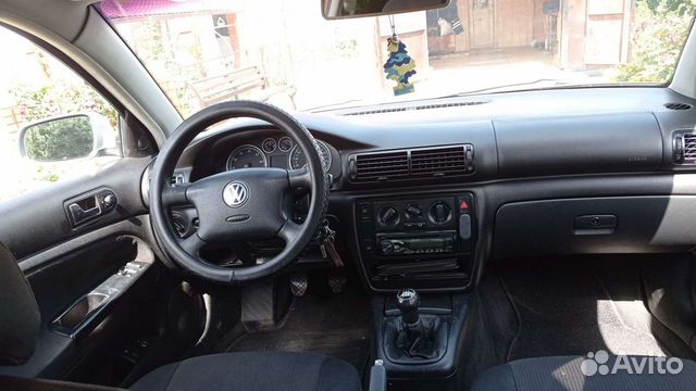 Volkswagen Passat 1.6 МТ, 2001, 320 000 км