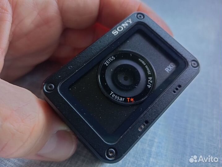 Sony RX0 (первая версия)