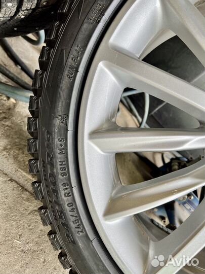 Комплект колес BMW G30 Multi Spoke 633