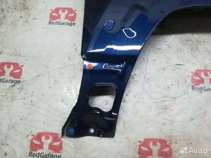 Крыло переднее правое Toyota Hilux Surf RZN215