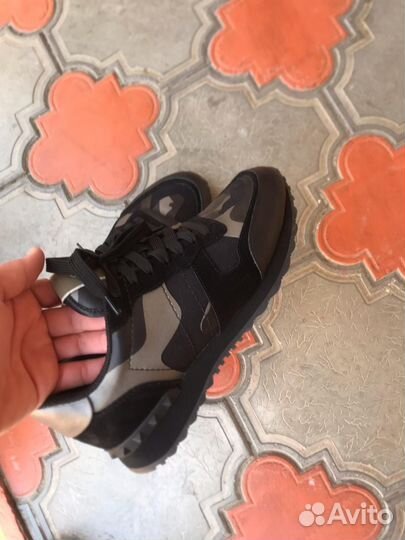 Кроссовки Valentino 41