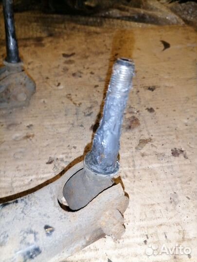 Рычаг передний правый Kia Magentis 1