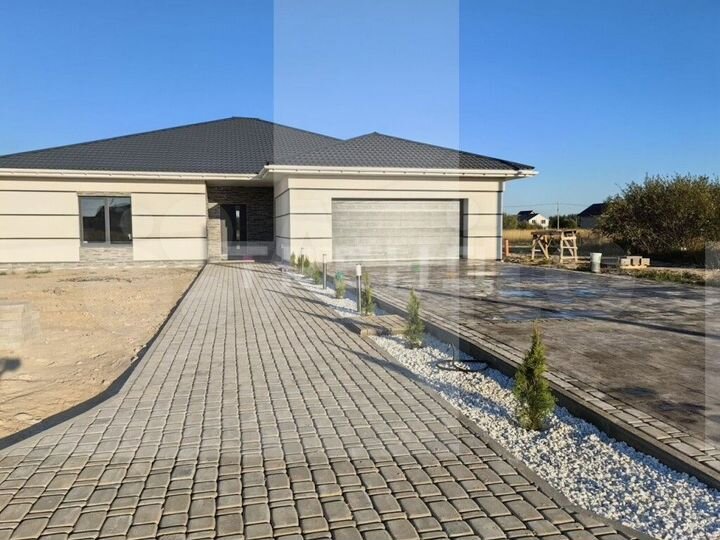 Дом 255 м² на участке 14 сот.