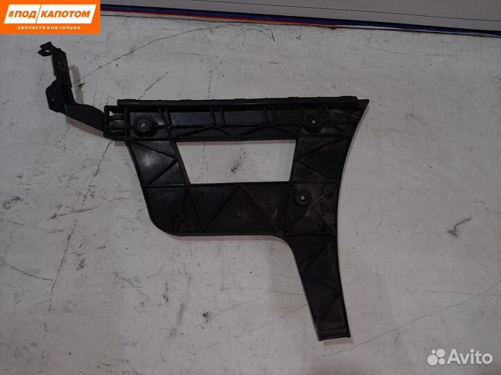 Кронштейн крепления бампера заднего левый Audi A4