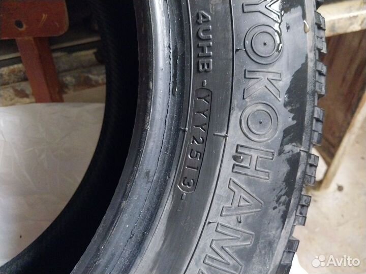 Yokohama Ice Guard IG70 215/65 R16