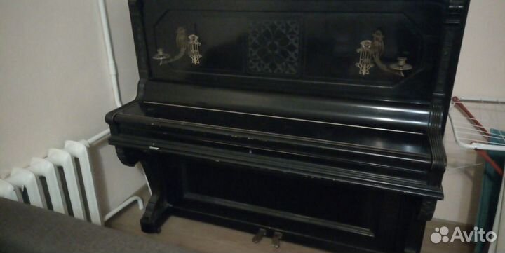 Антикварное пианино Muhlbach