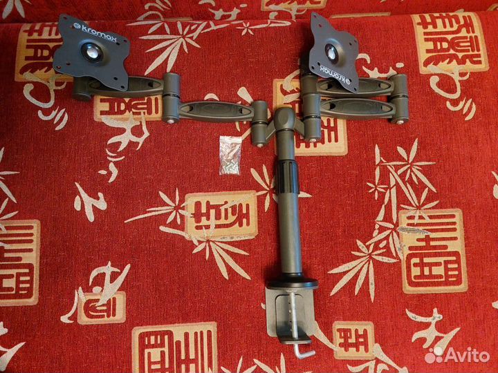 Кронштейны на 2 и 1 монитора F80 Arm Media Kromax