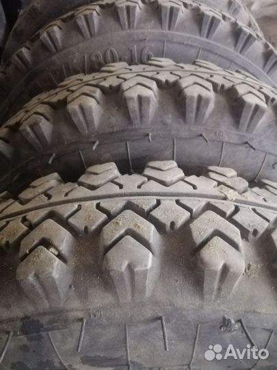 Резина с дисками на ниву