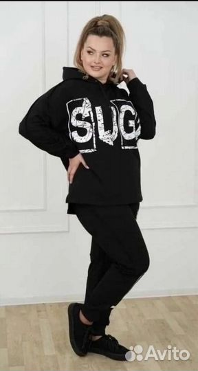 Спортивный костюм женский новый