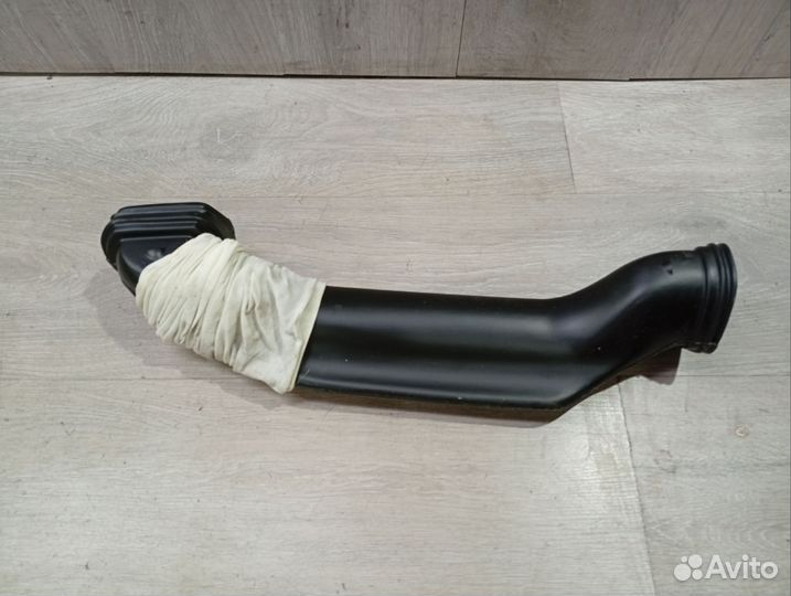 Воздуховод печки левый Volkswagen New Beetle