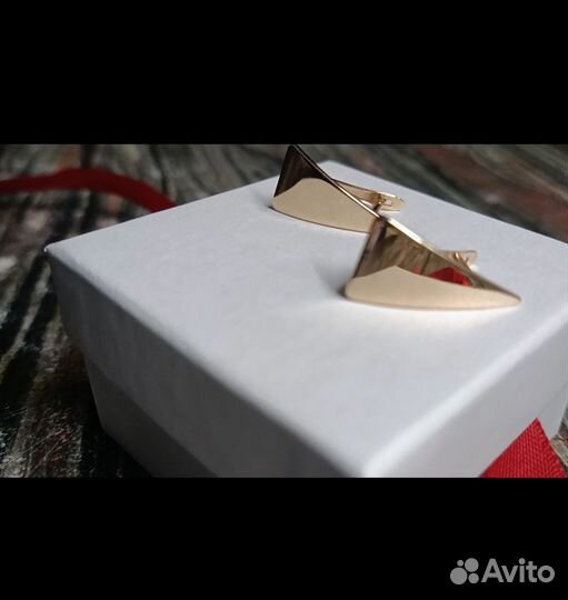 Золотые серьги 585 проба