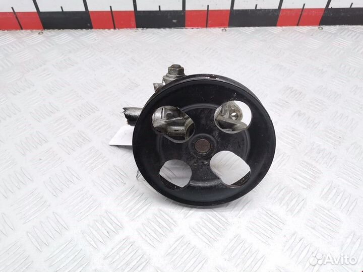 Насос гидроусилителя руля Mitsubishi Space Star