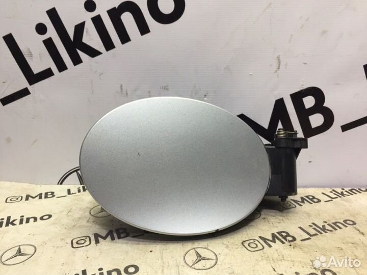 Лючок бензобака Mercdes Ml W164