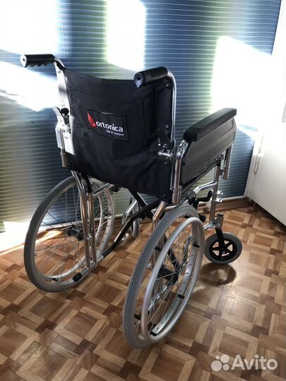 Продаётся новая инвалидная коляска