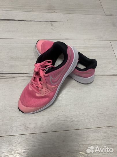 Кроссовки nike для девочки 37