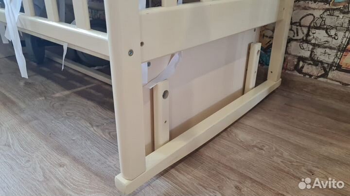 Кровать для новорожденных