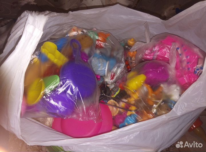 Пакет с игрушками