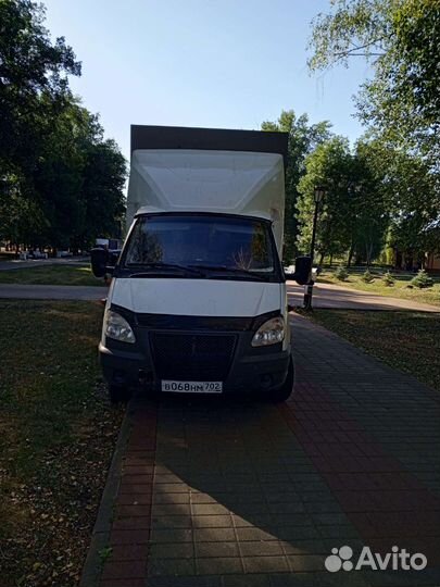 Водитель с личным автомобилем газель