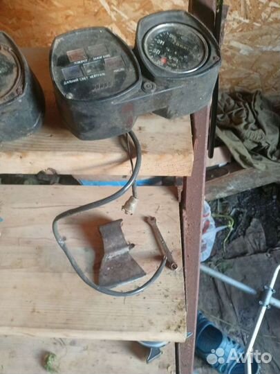 Щиток приборов для мотоциклов