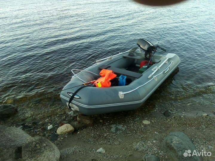 Пвх лодка Гладиатор 3.40