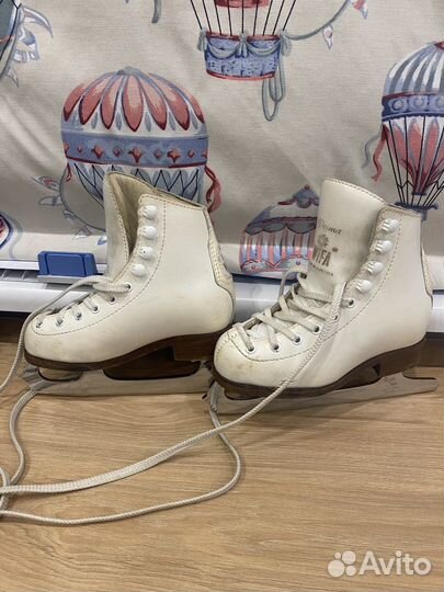 Коньки фигурные wifa 26 LL