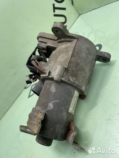 Мотор блокировки раздаточной коробки Volkswagen
