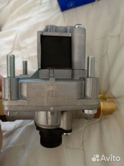 Ускорительный клапан на прицеп