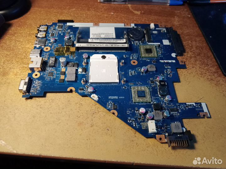 Ноутбук на разбор emachines e442 15.6