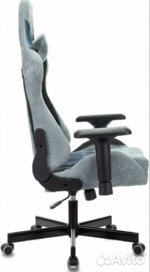 Кресло игровое Бюрократ Zombie viking 7 knight