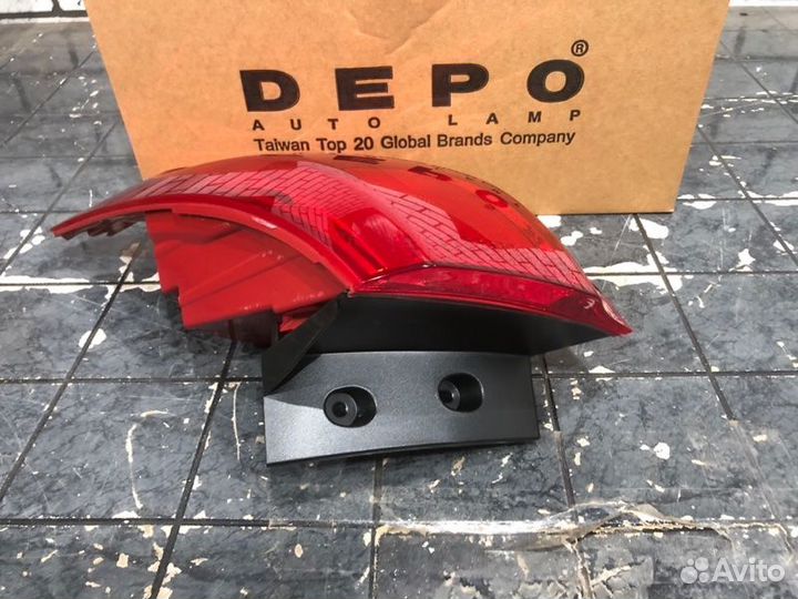 Фонарь задний правый Kia Ceed JD