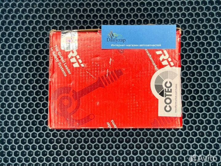 GDB1826 TRW Колодки тормозные передние BMW X5 F15