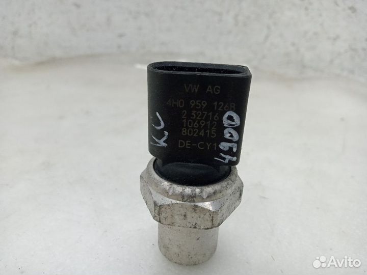 Датчик давления хладогена audi A4 B8 G805