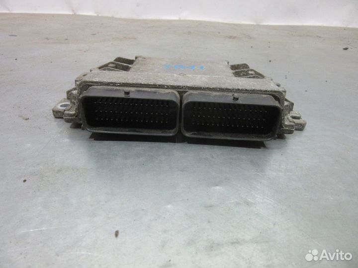 Блок управления двигателем Renault Logan 2005-2014