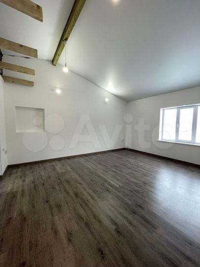 Таунхаус 40 м² на участке 1 сот.