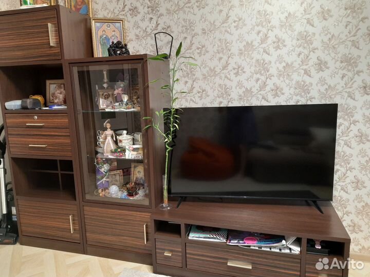 Стенка в гостиную