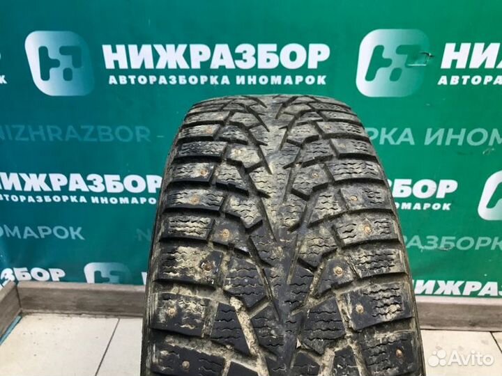 Maxxis ArcticTrekker NP3 215/55 R17 98T