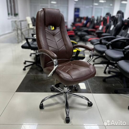 Кресло руководителя Drift M (цвета)